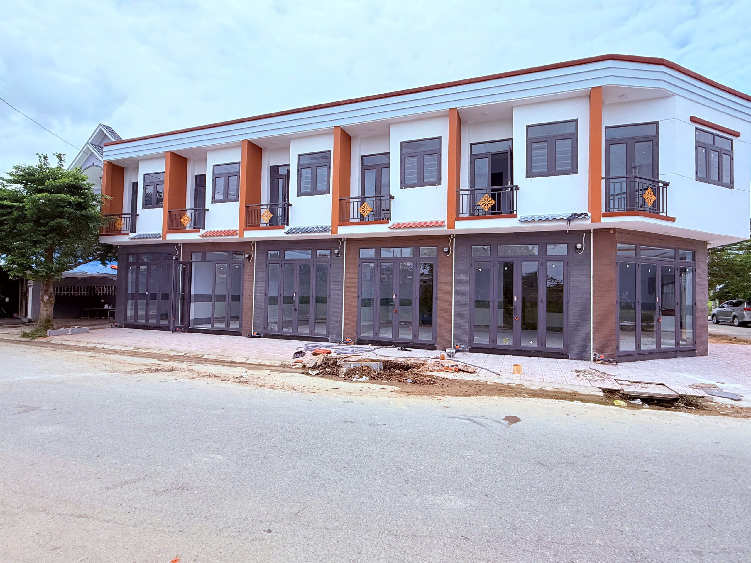 Nhà Phố 2 Mặt Tiền KDC Trần Anh - Giáp Hóc Môn