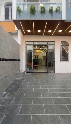 Nhà Mới Ngã 3 Mỹ Hạnh - Giáp Hóc Môn Sổ Hồng Riêng Giá Rẻ