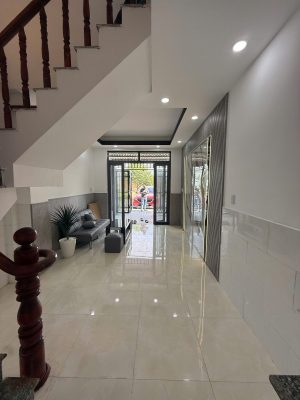 Nhà Mặt Tiền Giồng Lớn, Mỹ Hạnh – Giáp Hóc Môn