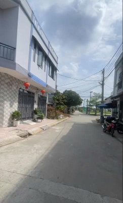 Căn góc 2 mặt tiền kdc Trần Anh - Giáp Hóc Môn