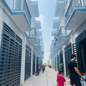 Nhà Mới Ngã 3 Mỹ Hạnh - Giáp Hóc Môn