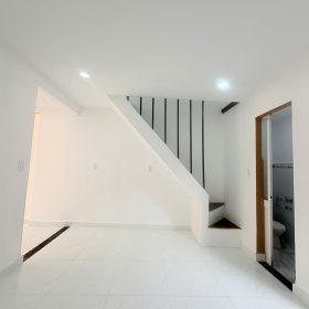 Nhà Ngay UBND Mỹ Hạnh - Giáp Hóc Môn