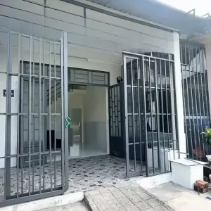 Nhà Mới 4x15, 1 Trệt 1 Lầu 3PN Chỉ 590 Triệu Ngay KCN Xuyên Á - Giáp Cầu Lớn Hóc Môn