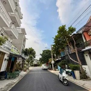 Nhà Nguyên Căn 4x14, 2PN KDC Cát Tường Phú Sinh