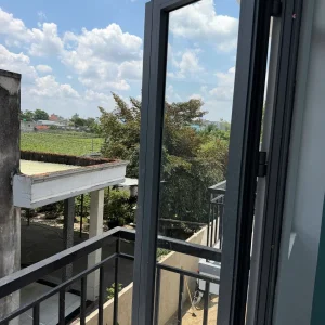 Nhà Phố 4x8 2PN Full Nội Thất Ngay UBND Đức Lập