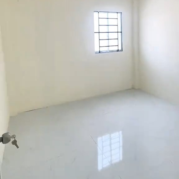 Nhà Mới 4x15, 1 Trệt 1 Lầu 3PN Chỉ 590 Triệu Ngay KCN Xuyên Á - Giáp Cầu Lớn Hóc Môn