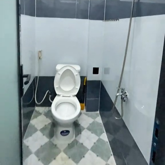 Nhà 4x6 1 Trệt 1 Lầu Chỉ 350 Triệu Ngay KCN Xuyên Á - Giáp Cầu Lớn Hóc Môn