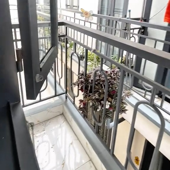 Nhà 4x6 1 Trệt 1 Lầu Chỉ 350 Triệu Ngay KCN Xuyên Á - Giáp Cầu Lớn Hóc Môn