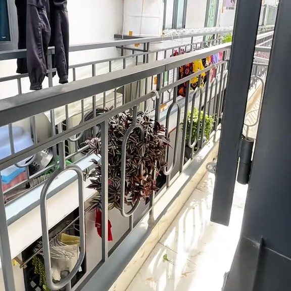 Nhà 4x6 1 Trệt 1 Lầu Chỉ 350 Triệu Ngay KCN Xuyên Á - Giáp Cầu Lớn Hóc Môn