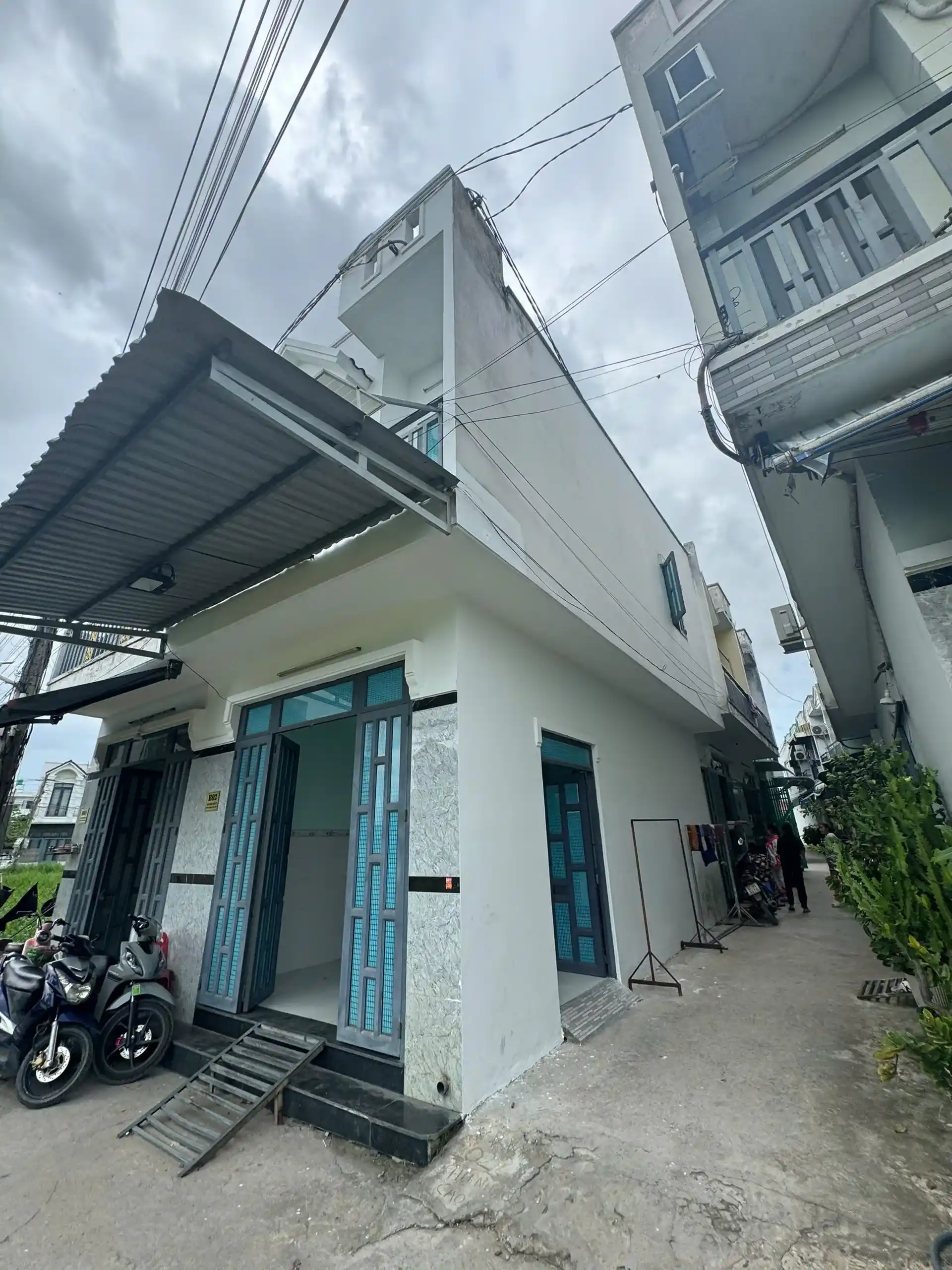 Nhà Mới Góc 2 Mặt Tiền 2PN 4x9 Ngay KDC Quang Hiển 2 - Giáp Cầu Lớn Hóc Môn 
