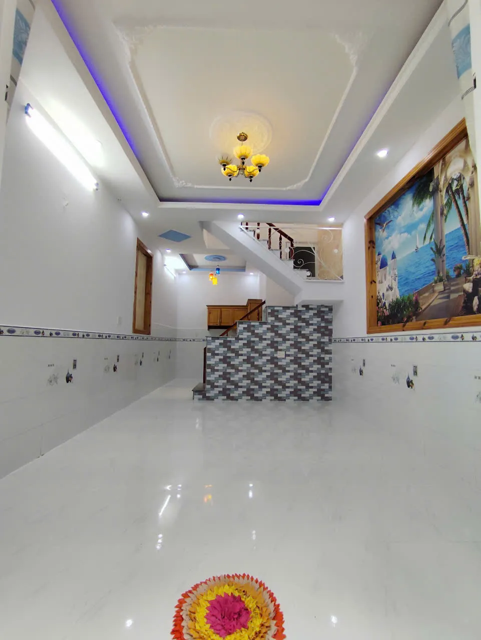 Nhà 1 Trệt 1 Lầu 2PN 4x9 Ngay Khu Hoàng Gia