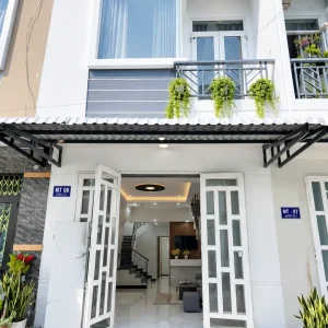 Bán Nhà Hóc Môn 1 Trệt 1 Lầu – Diện Tích 4x10, Thiết Kế 2PN